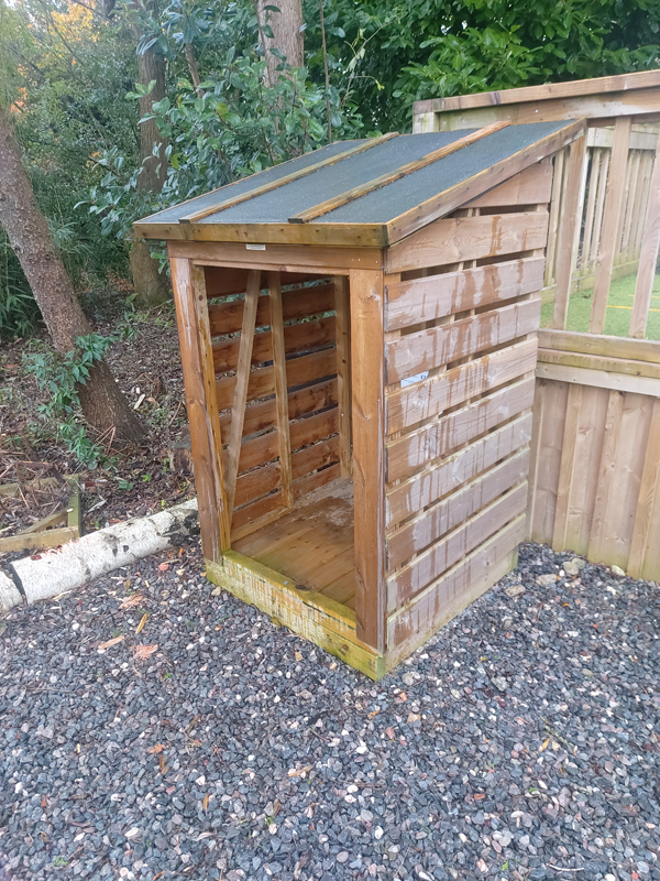 Logstore 3x3' front right corner view Logstore 3x3' front right corner view